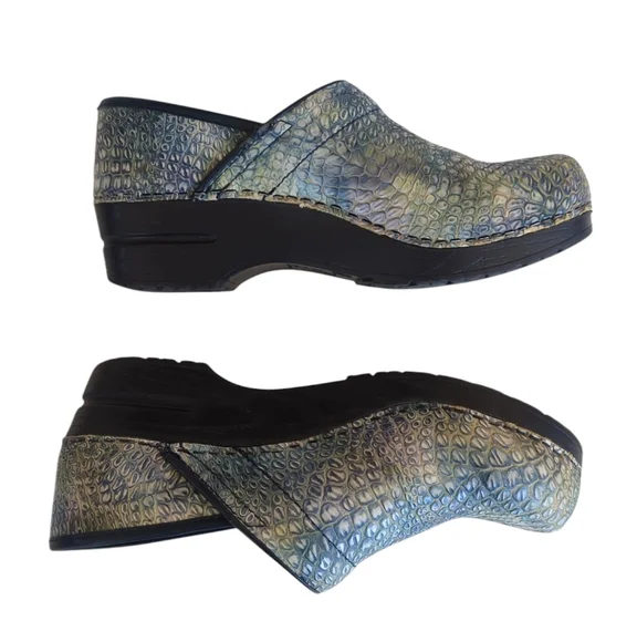 Sanita Reptile Embossed Leather Slip On Clogs EU 39 Blue Green - Picture 3 of 16
